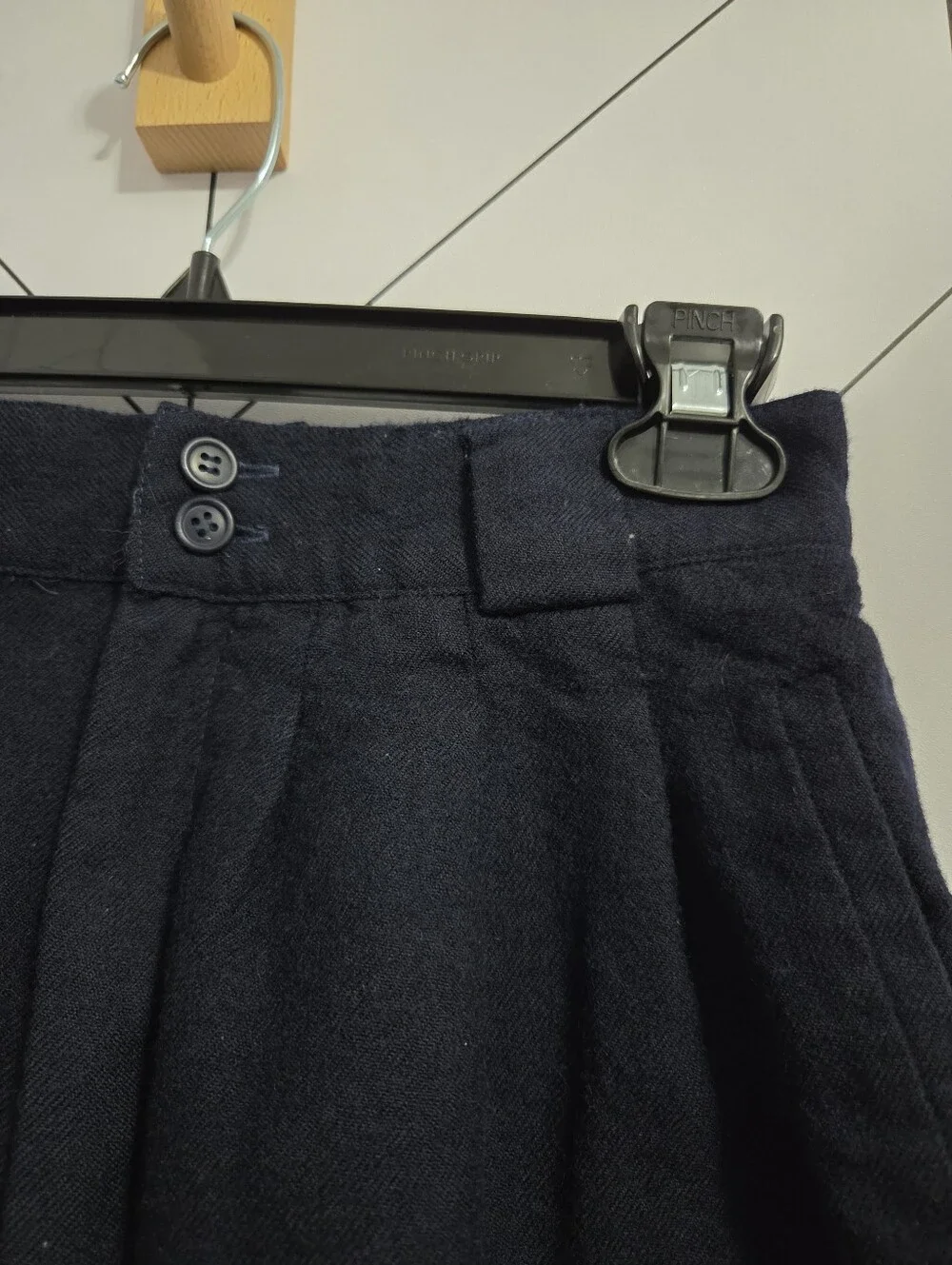 VTG Giorgio Sant'Angelo Merino Wool Pleated Bermuda Shorts Navy Size 6